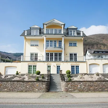 Residenz St Aldegund 1 * Санкт-Альдегунд