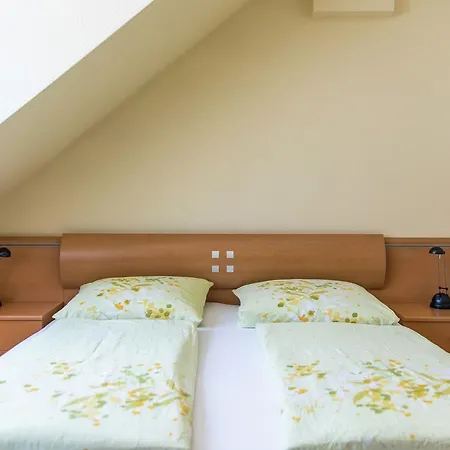 Residenz St Aldegund 1 Апартаменты Санкт-Альдегунд